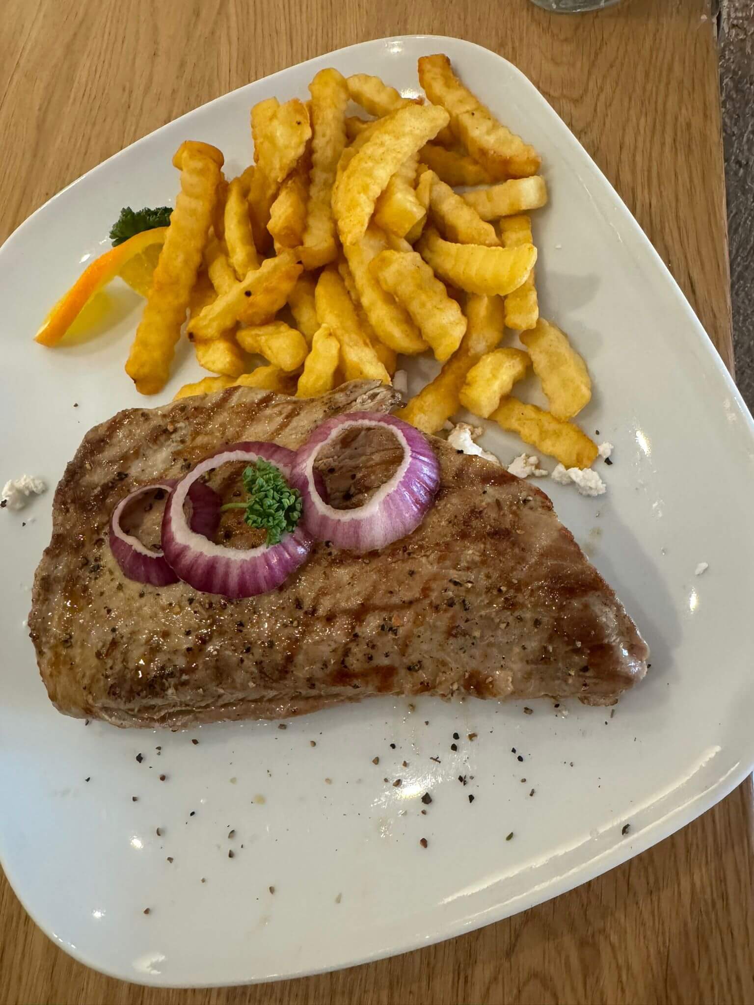 Fleisch mit pommes